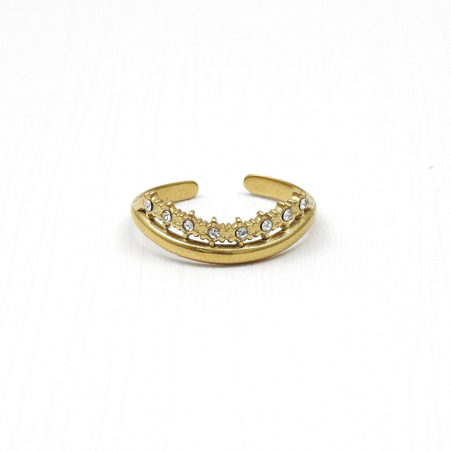 CZ-Studded Tiara Wave Finger Ring