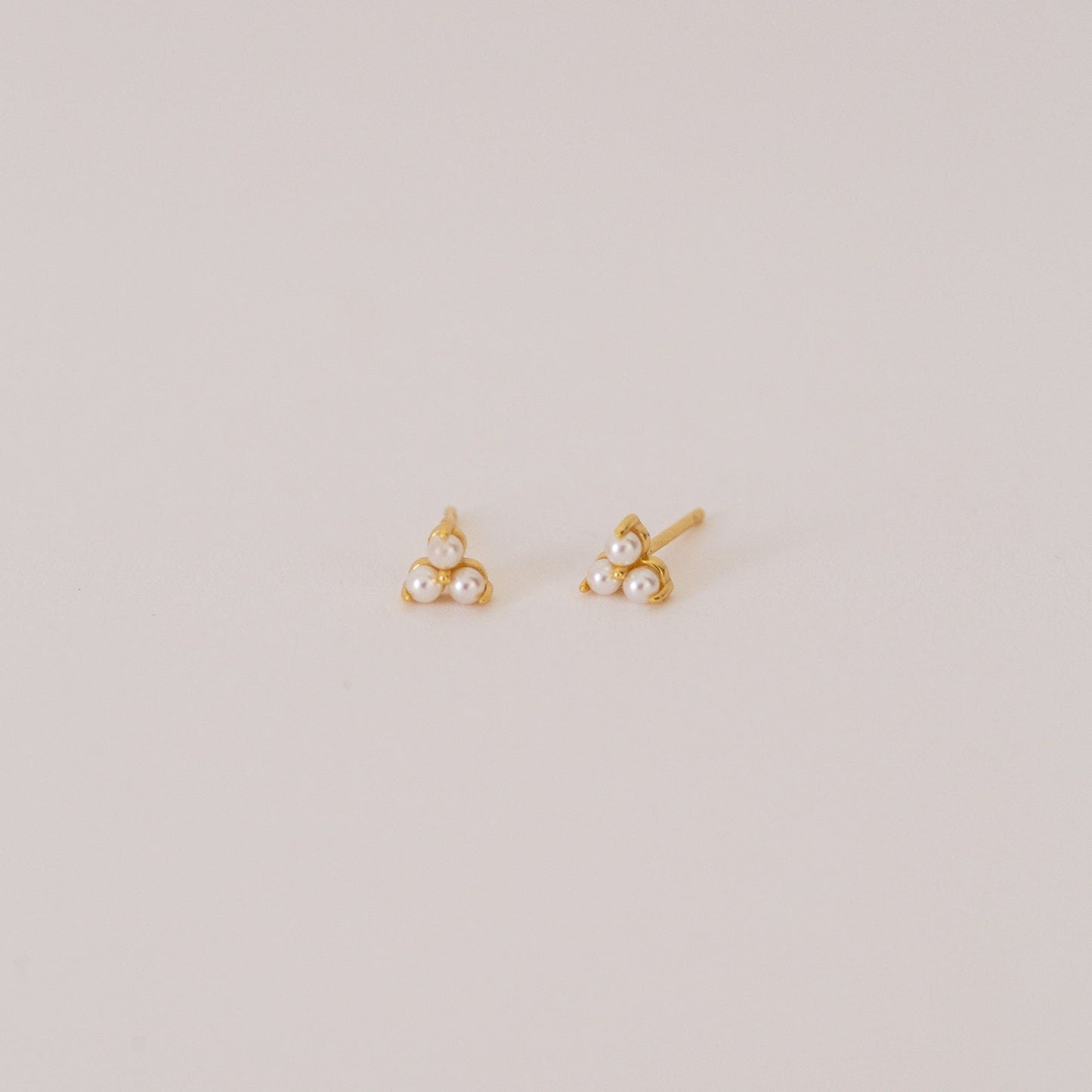 Maud Pearl Studs